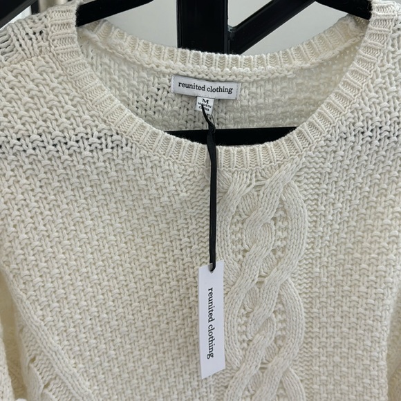 NWT Reunited Clothing brand , size medium, thick cream sweater - Picture 3 of 4